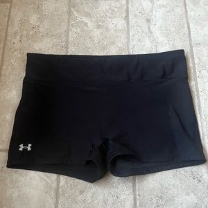 Under Armour biker shorts
